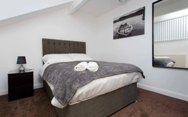 Shaftesbury Apartments