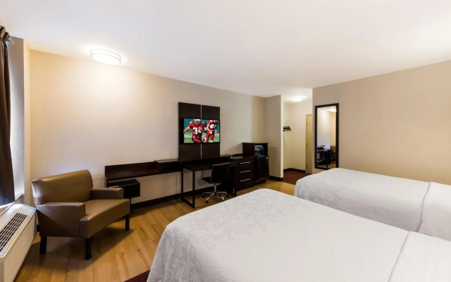 Red Roof Inn PLUS+ Columbus Downtown-Convention Center