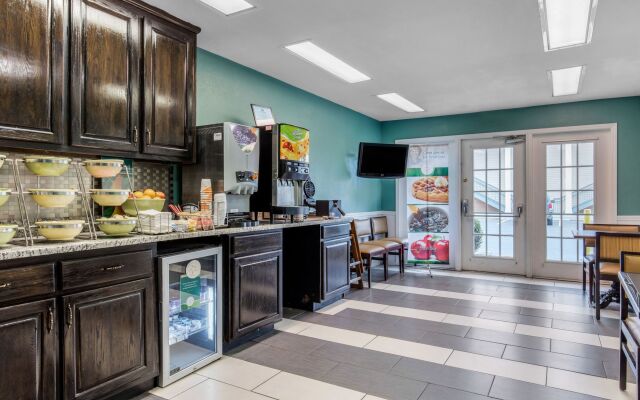 Quality Inn Oxford Anniston I-20