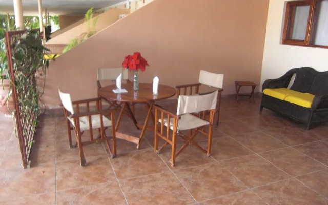 Shamba Lodge
