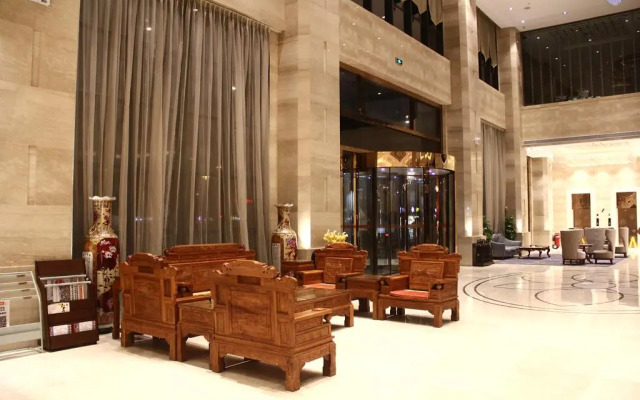 Liang Fan Holiday Inn
