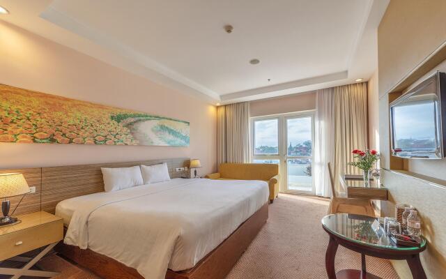 Dragon King Hotel -