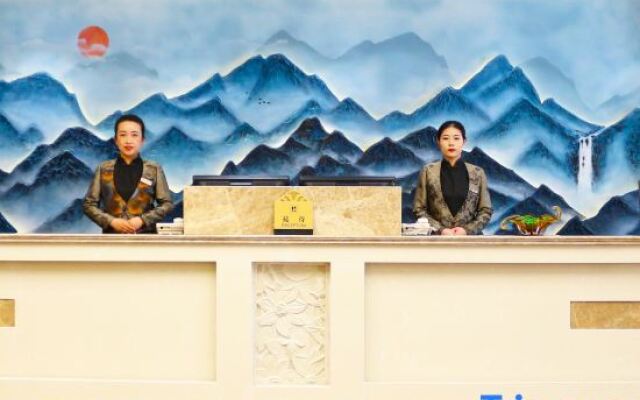 Orient International Hotel
