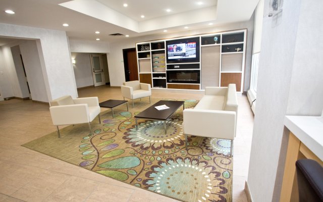 Holiday Inn Peterborough-Waterfront, ON by IHG