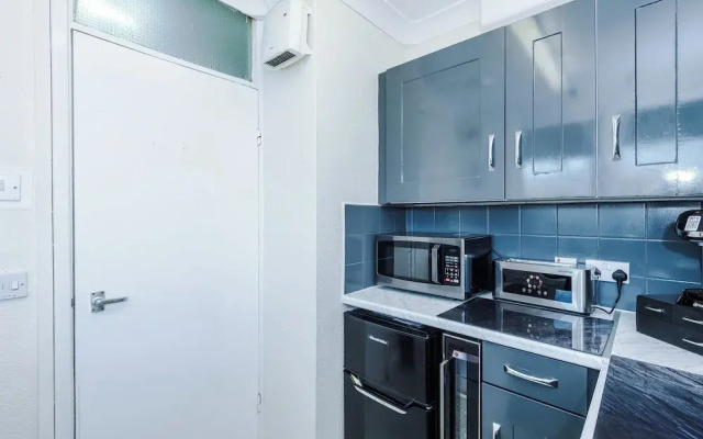 Modern 1 Bed - Close to City Centre