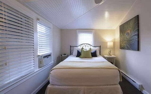 Rehoboth Guest House - Adults only