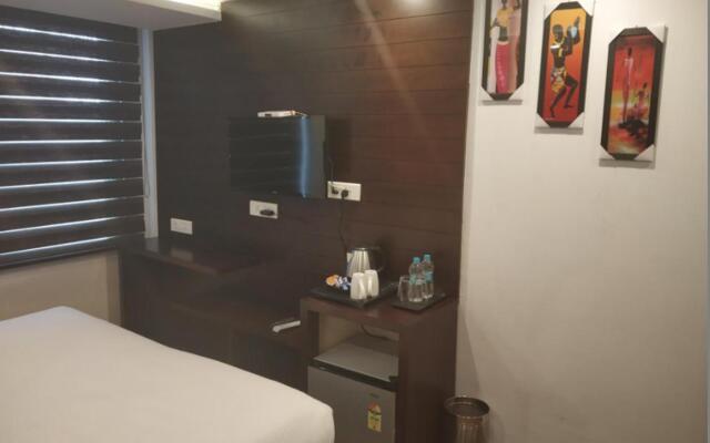 Yashshree Mussoorie Mall Road