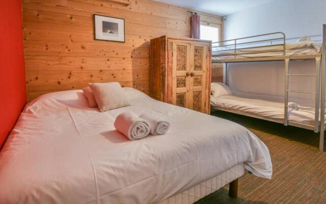 Chalet Le Grand-Bornand, 6 pièces, 12 personnes - FR-1-391-116