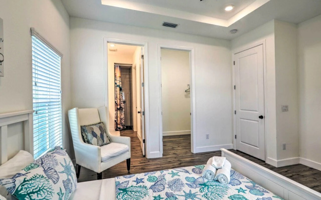 Tampa House w/ Patio, Near Downtown & Beaches!