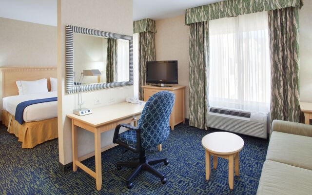 Holiday Inn Express Hotel Sacramento Airport Natomas, an IHG Hotel