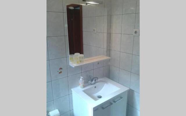 Studio ground floor with terace