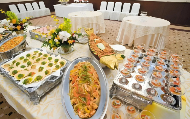 Kanonji Grand Hotel