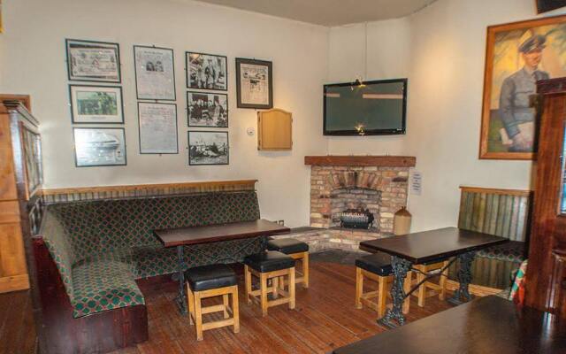 Alcock & Brown Hotel