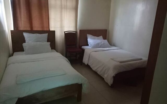 Ngara Riverside Lodge