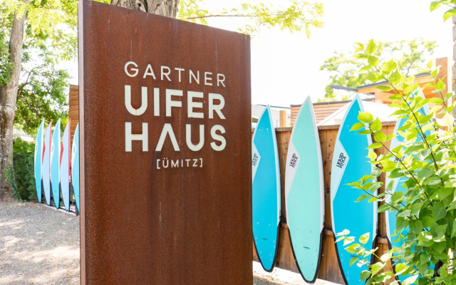 Uiferhaus