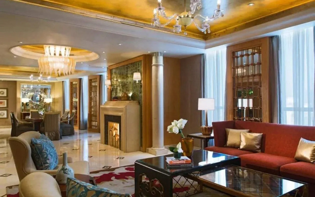 Renaissance Shanghai Pudong Hotel