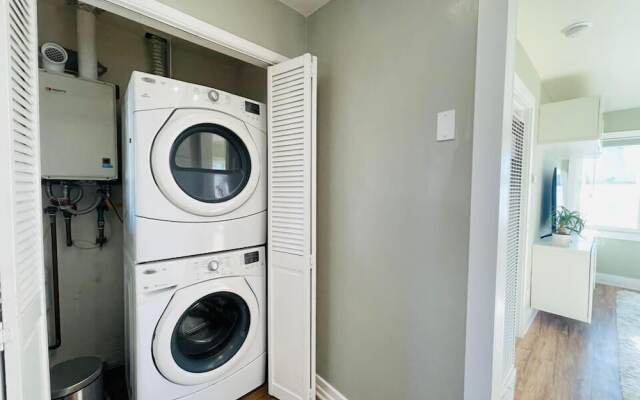 12B Venice Beach Access Stay