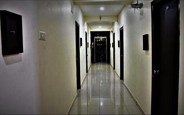 FabHotel Eminent Suites