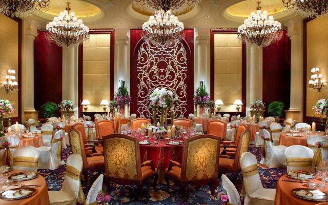 Four Seasons Hotel Macao at Cotai Strip