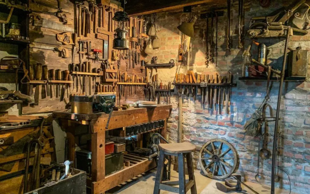 B&B Wood, Food & More