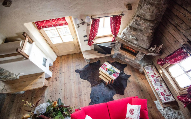 Chalet Charm