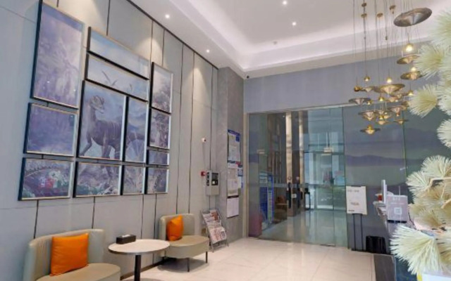 Mujiangnan Hotel (Changzhou Dinosaur Park Manhattan Plaza)