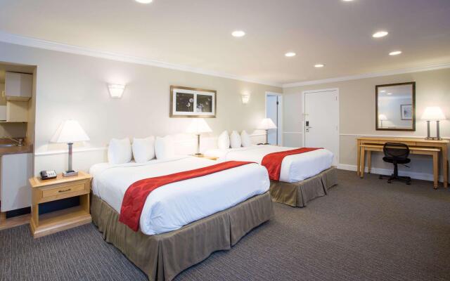 Ramada by Wyndham Duncan Cowichan Valley