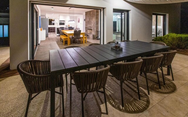 Nice Home in Crikvenica With Sauna, Wifi and 5 Bedrooms