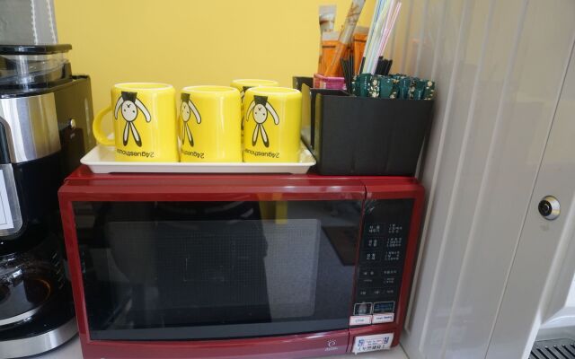 24 Guesthouse Nampo Station