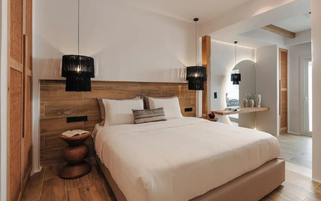 Almiriki Naxos Beachside Living