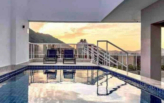 Studio Royal Av Itamar Franco Piscina