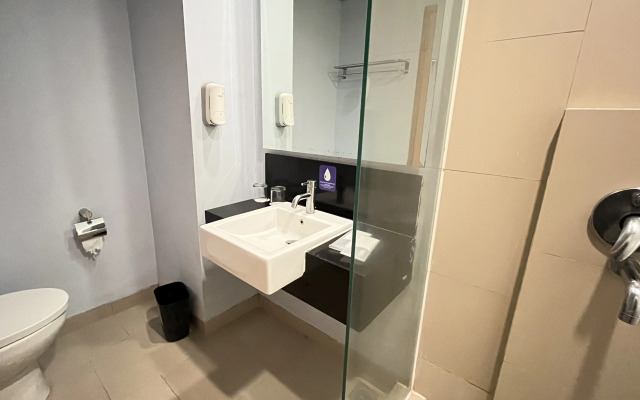 Luminor Hotel Metro Indah-Bandung by WH