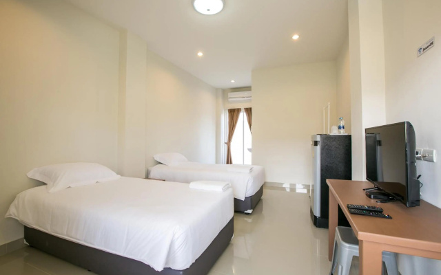 J-House Phetchaburi – Guest Rooms – Phetchaburi