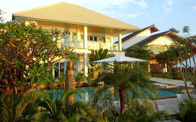 Mayo Resort