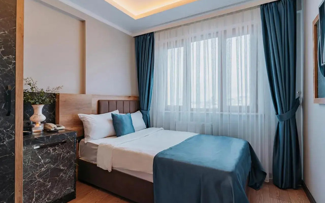 City Port Hotel