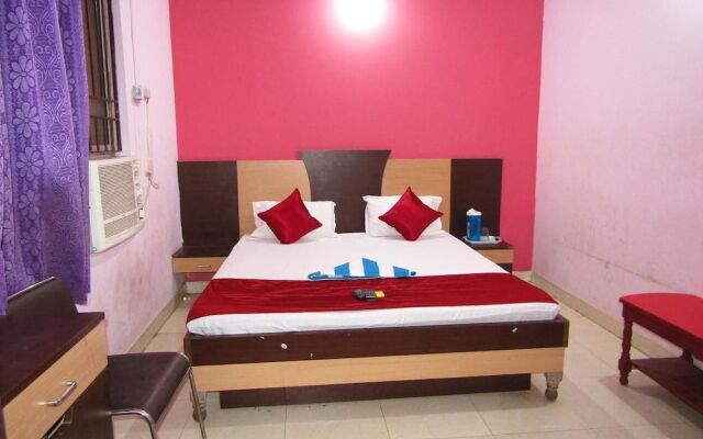 Goroomgo Puri Dham Lodge Puri