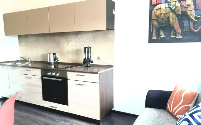 Апартаменты на Счастливой 4