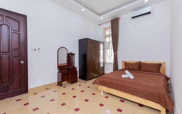 Ruby Villa F1