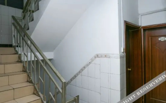OYO Kunming New Village Hostel