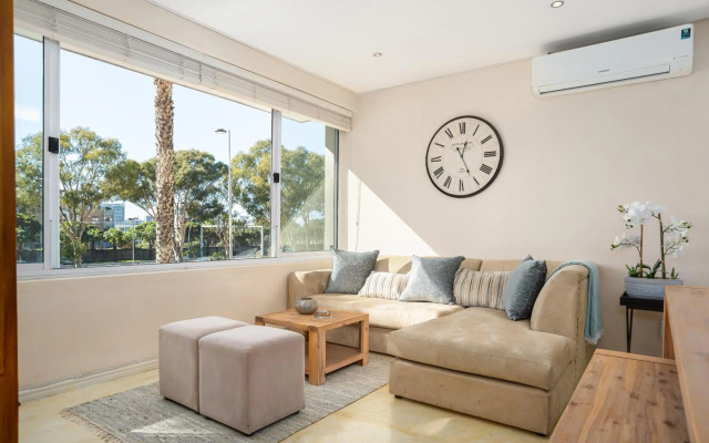 Devonshire Apartment