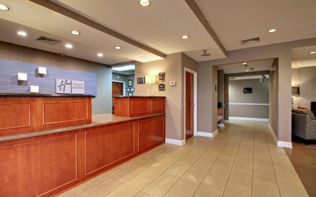 Holiday Inn Express Hurricane by IHG