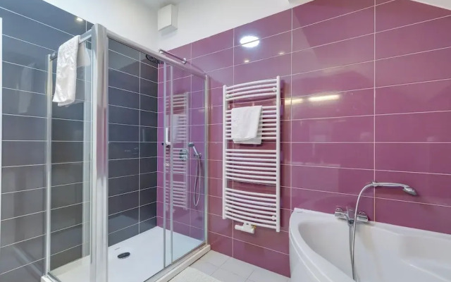 Wellness Suite Saffron