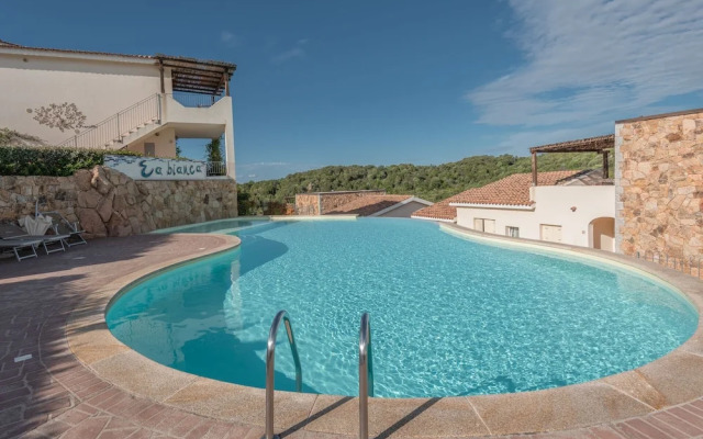 Baia Bianca Apartments Sardinia