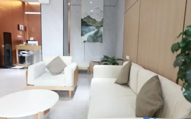 Guangzhou Ju'an Hotel ( Rainbow Bridge Chenjiaci Subway Station Branch)