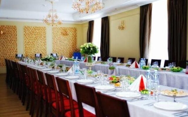 Lucia Hotel - Ludza