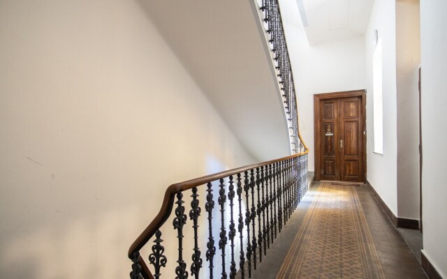 Lovely Apartment on Mala Strana just 10 mins walk to scenic places