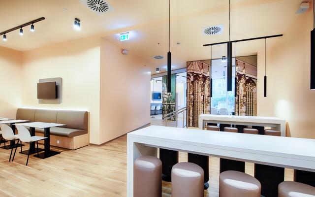 B&B Hotel Aachen-City