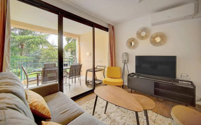 IMMOGROOM - 3 Rooms - Renovated - Pool - Air conditioning - Parking - Wifi