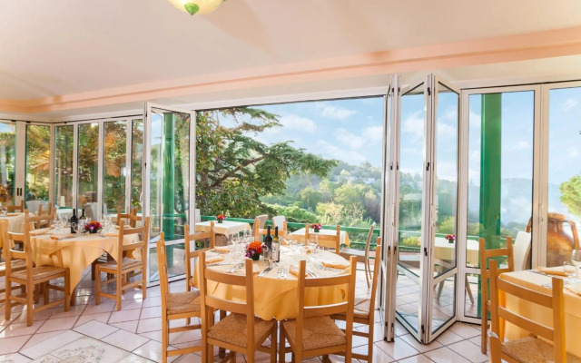Terme La Pergola & Villa Flavio