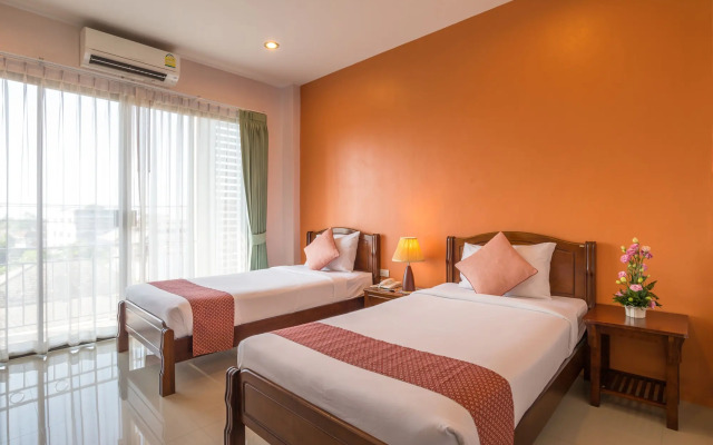 Sripet Hotel